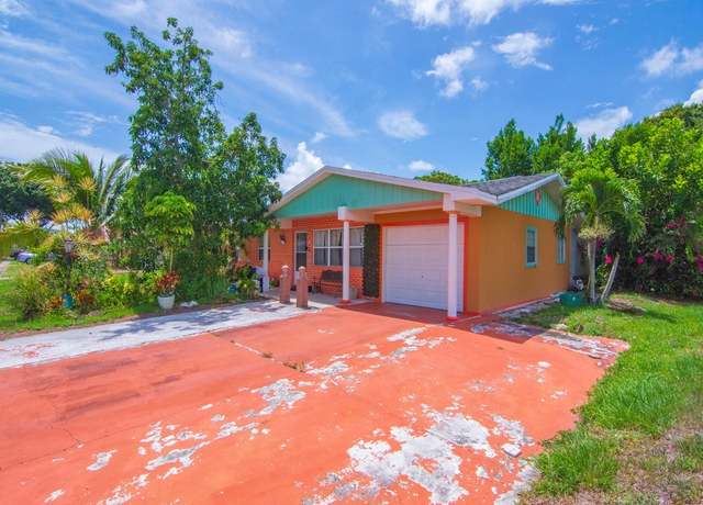 Property at 663 20th Pl SW, Vero Beach, FL 32962, 3 beds, 2 baths