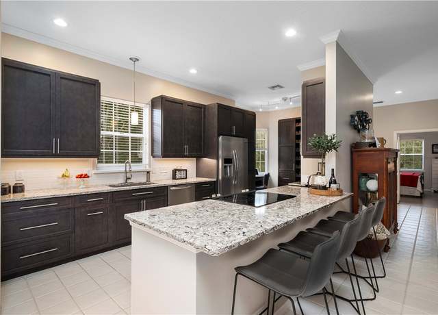 Property at 1440 Winding Oaks Cir W Unit A204, Vero Beach, FL 32963, 2 beds, 2 baths
