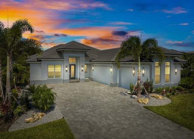 Property at 220 Strand Sq, Vero Beach, FL 32963, 3 beds, 3.5 baths