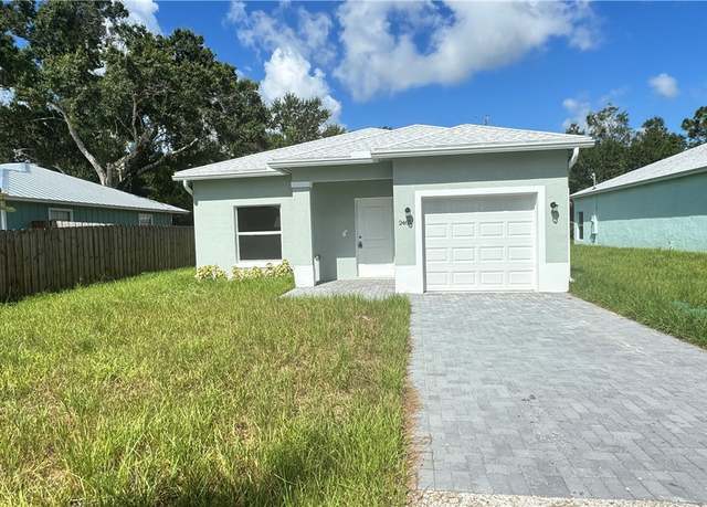 Property at 1195 13th Ave SW, Vero Beach, FL 32962, 3 beds, 2 baths