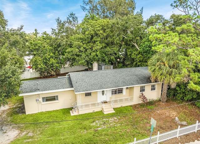 Property at 2520 20th St, Vero Beach, FL 32960, 3 beds, 1 bath