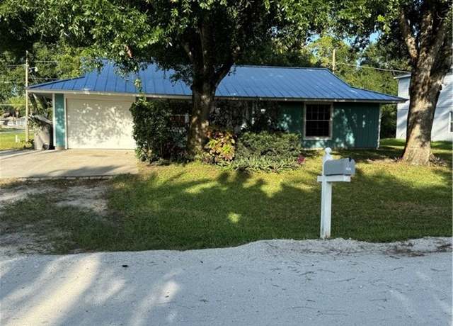 Property at 2380 89th Ave, Vero Beach, FL 32966, 2 beds, 2 baths