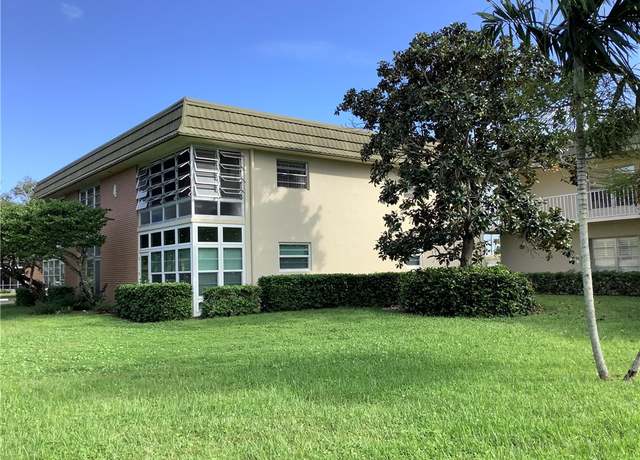 Property at 4 Vista Gardens Trl #103, Vero Beach, FL 32962, 1 bed, 1.5 baths