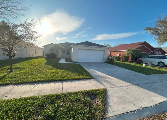 Property at 1000 E 13th Sq, Vero Beach, FL 32960, 3 beds, 2 baths
