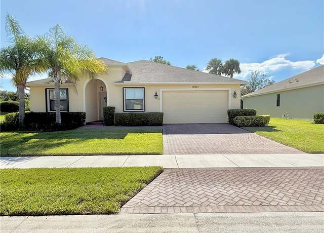 Property at 10041 W Verona Cir, Vero Beach, FL 32966, 4 beds, 3 baths