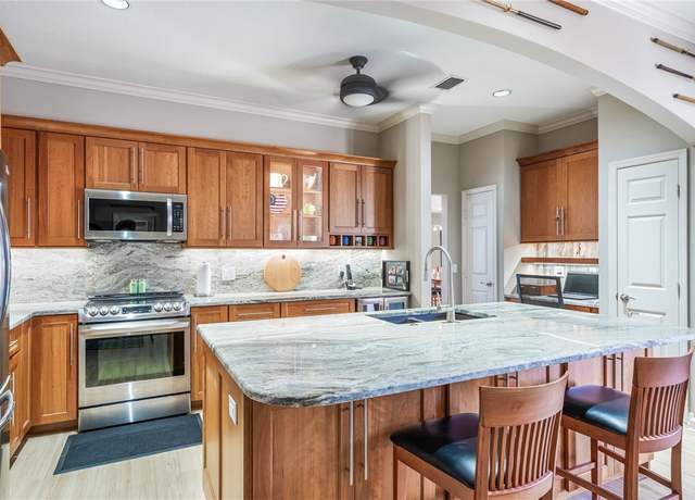 Property at 743 Hampton Woods Ln SW, Vero Beach, FL 32962, 2 beds, 2 baths