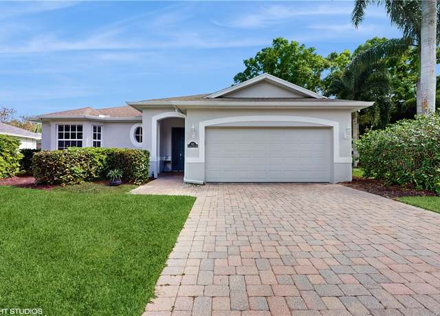 Property at 652 Hatteras Ct SW, Vero Beach, FL 32968, 3 beds, 2 baths