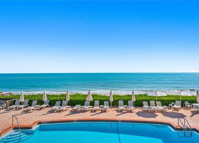 Property at 1215 Winding Oaks Cir E #403, Vero Beach, FL 32963, 1 bed, 2 baths