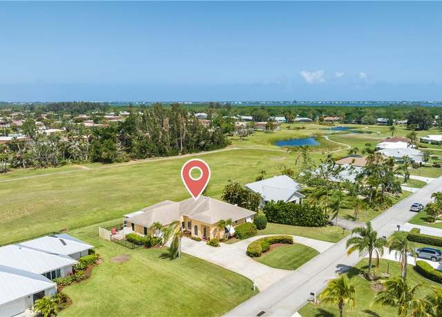 Property at 24 Forest Park Dr, Vero Beach, FL 32962, 3 beds, 2 baths