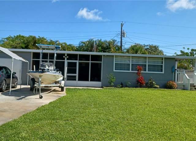 Property at 4 Calamondin St, Sebastian, FL 32958, 2 beds, 2 baths
