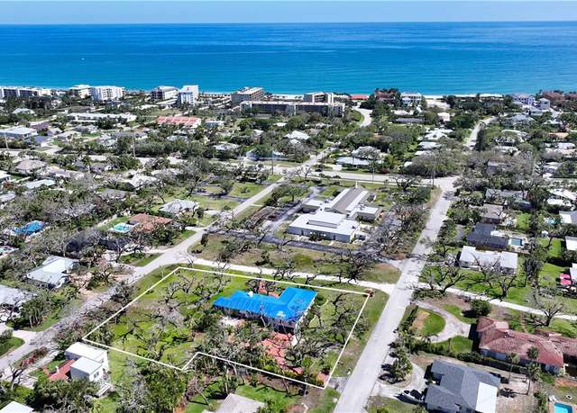 Property at 3765 Flamingo Dr, Vero Beach, FL 32963, 5 beds, 4.5 baths