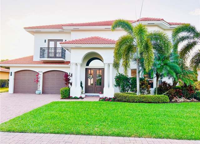 Property at 6235 55th Ave, Vero Beach, FL 32967, 4 beds, 3.5 baths