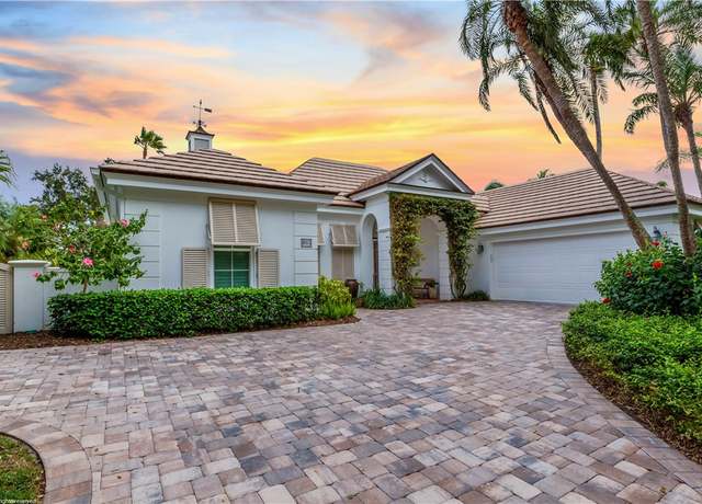 Property at 805 Pembroke Ct, Vero Beach, FL 32963, 3 beds, 3.5 baths