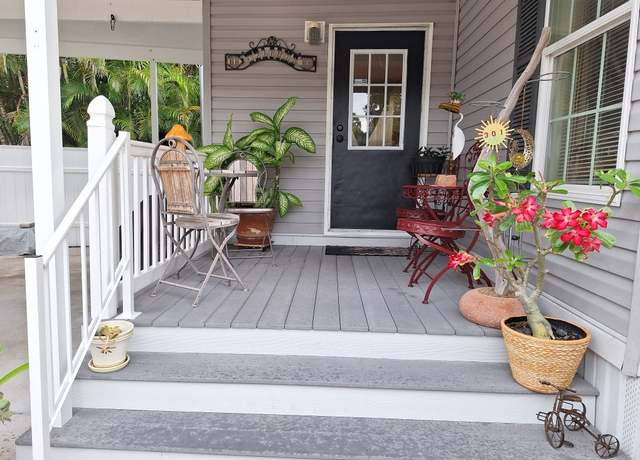 Property at 301 Valencia St, Sebastian, FL 32958, 2 beds, 2 baths