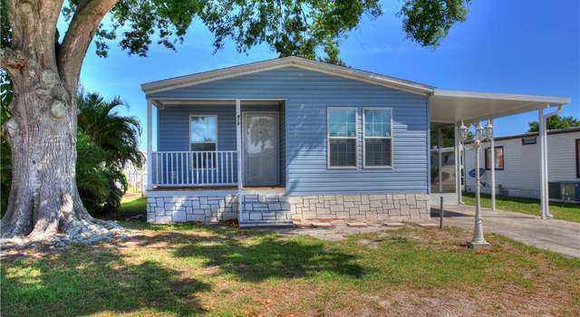 Photo of 918 Laurel Cir, Barefoot Bay, FL 32976
