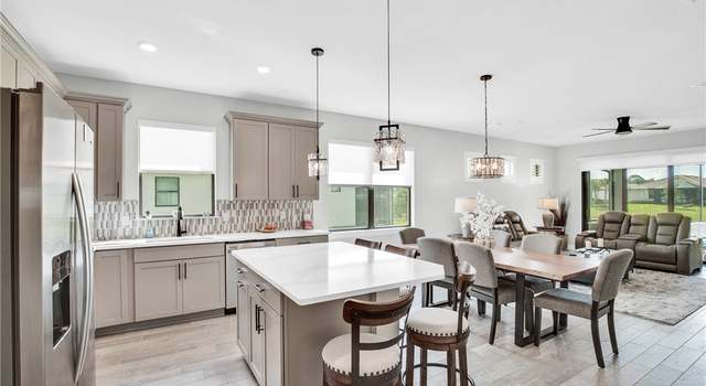 Photo of 4028 Basket Oak Cir, Vero Beach, FL 32967