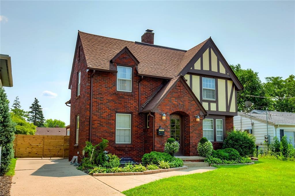 2009 Beaver Ave, Des Moines, IA 50310 MLS 633391 Redfin