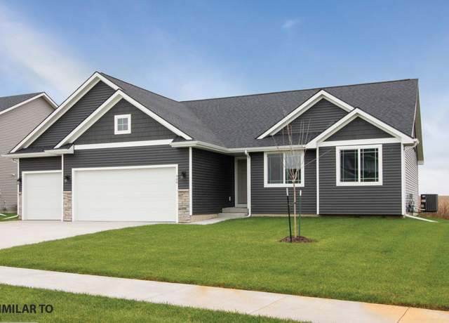 Property at 2912 6th Ave SW, Altoona, IA 50009, 3 beds, 2 baths