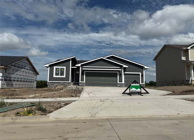 Property at 3285 NW Brookside Dr, Grimes, IA 50111, 4 beds, 2.5 baths
