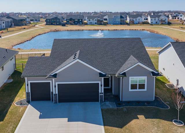 Property at 4715 NW 13th St, Ankeny, IA 50023, 4 beds, 3 baths