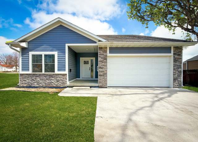 Property at 1022 Linn St, Boone, IA 50036, 3 beds, 2 baths