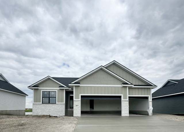 Property at 847 SW Cattail Rd, Grimes, IA 50111, 5 beds, 3 baths