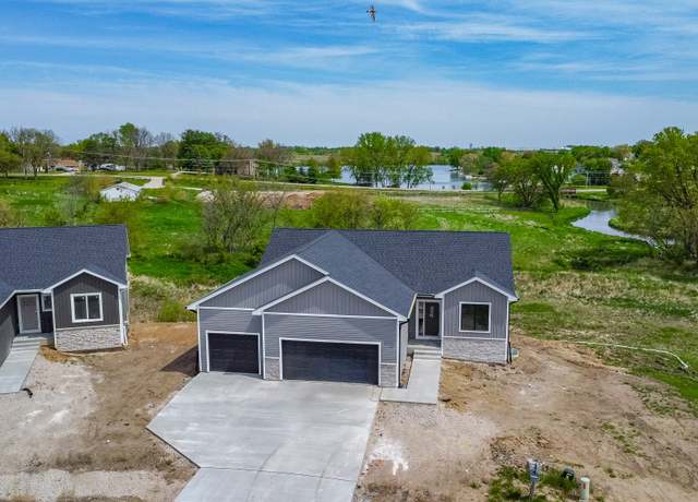 Property at 2908 Prairieside Pl, Norwalk, IA 50211, 3 beds, 2 baths