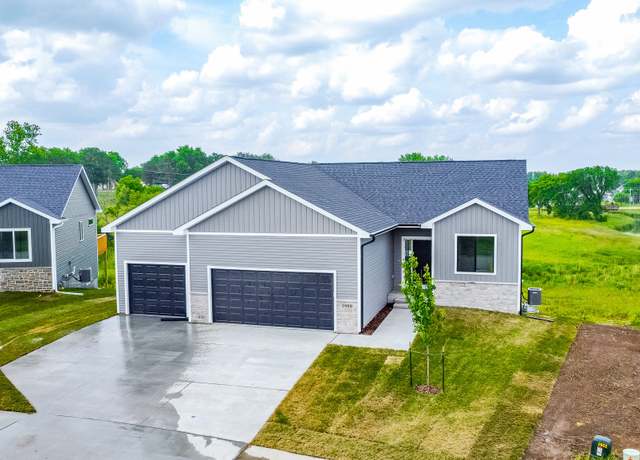 Property at 2908 Prairieside Pl, Norwalk, IA 50211, 3 beds, 2 baths