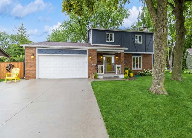 Property at 3411 Madison Ct, Ames, IA 50010, 4 beds, 3.5 baths