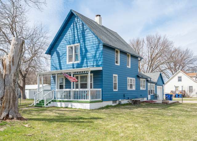 Property at 113 Main St, Van Meter, IA 50261, 4 beds, 1.5 baths