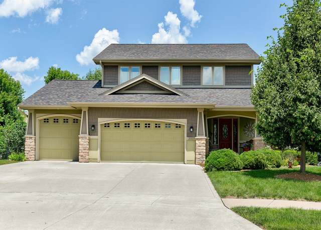 Property at 13001 Twana Dr, Urbandale, IA 50323, 5 beds, 3.5 baths