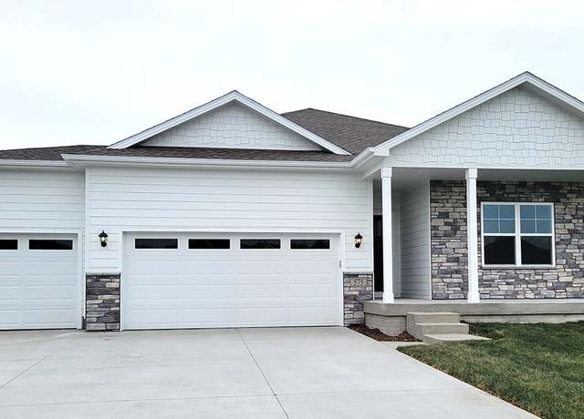 Property at 1001 NE 12th St, Grimes, IA 50111, 4 beds, 3 baths