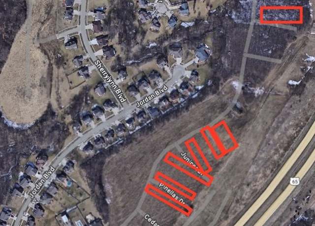 Property at 5586 Lacebark Dr, Pleasant Hill, IA 50327