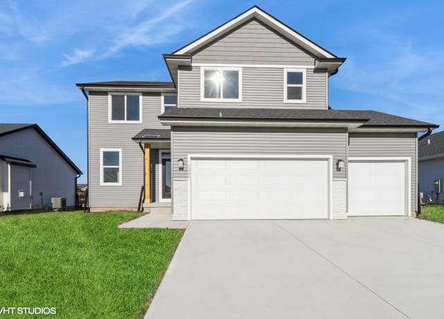 Property at 1360 Cedar St, Waukee, IA 50263, 4 beds, 2.5 baths