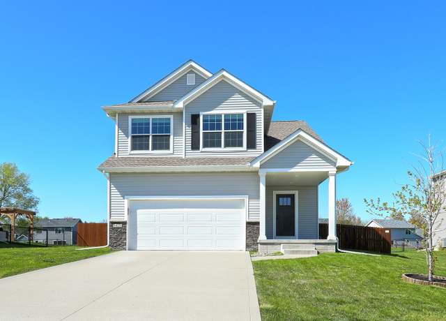 Property at 5421 Rowling Dr, Ames, IA 50014, 4 beds, 3 baths