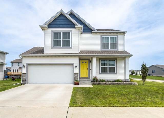 Property at 3635 Linden Dr SW, Bondurant, IA 50035, 3 beds, 2.5 baths