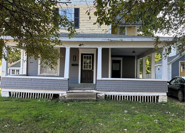 Property at 104 S Sumner Ave, Creston, IA 50801, 3 beds, 1 bath