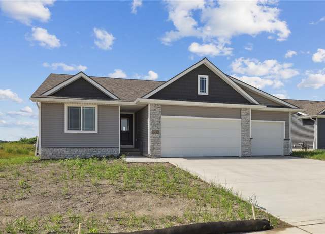 Property at 1430 Werthman Dr, Waukee, IA 50263, 3 beds, 2 baths