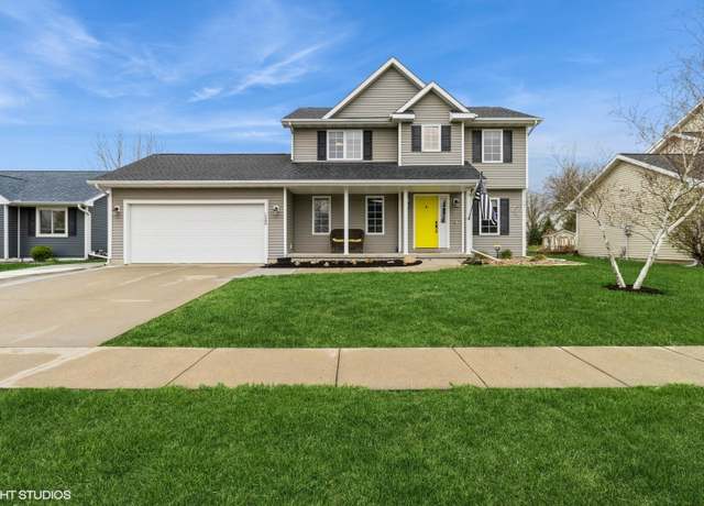 Property at 1540 3rd Ave SE, Altoona, IA 50009, 4 beds, 3.5 baths