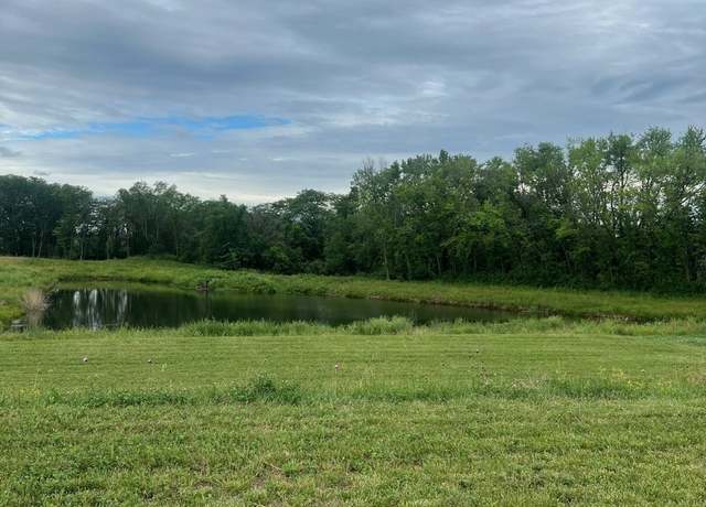 Property at 18256 Tanglewood Dr, Clive, IA 50325