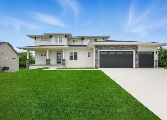 Property at 1310 NW Alderleaf Dr, Waukee, IA 50263, 4 beds, 3.5 baths