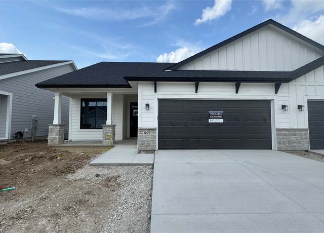 Property at 1607 Garland Ave, Norwalk, IA 50211, 3 beds, 3 baths