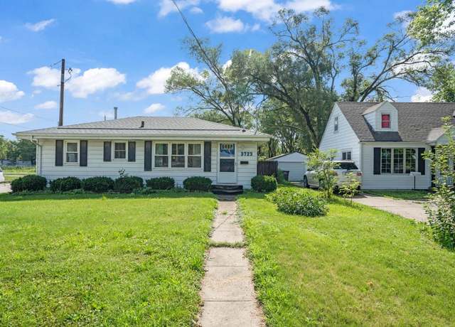 Property at 3723 Wright St, Des Moines, IA 50316, 3 beds, 1 bath