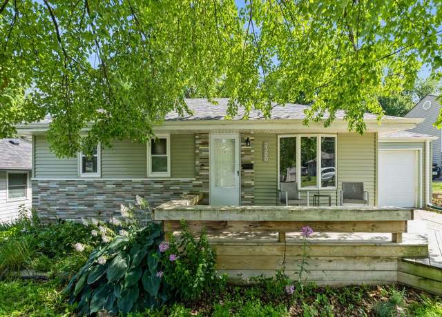Property at 2300 Locust St, West Des Moines, IA 50265, 3 beds, 2 baths
