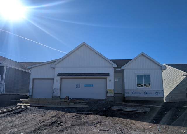 Property at 1750 Tuscany Dr SE, Altoona, IA 50009, 4 beds, 3 baths