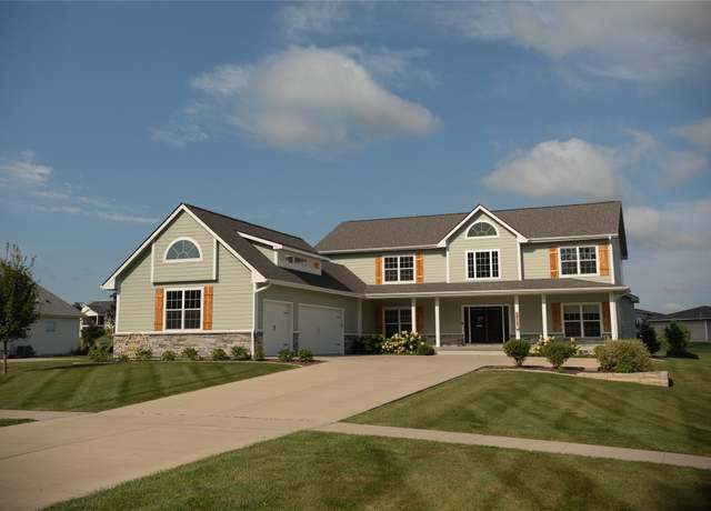 Property at 9912 44th St, Polk City, IA 50226, 5 beds, 4.5 baths