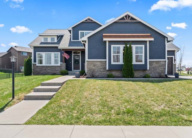 Property at 3674 Berkshire Pkwy, Clive, IA 50325, 5 beds, 3.5 baths