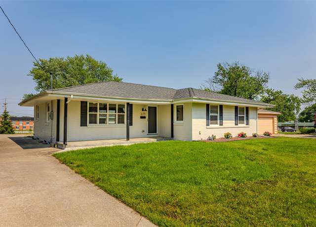 Property at 609 17th St, West Des Moines, IA 50265, 4 beds, 2.5 baths