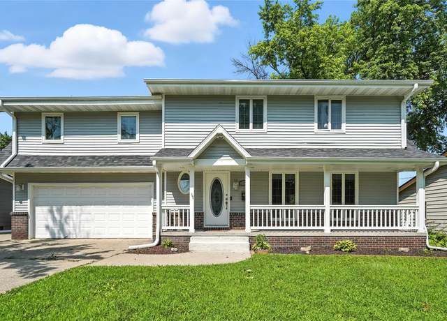 Property at 302 NW Sharmin Dr, Ankeny, IA 50023, 5 beds, 2.5 baths