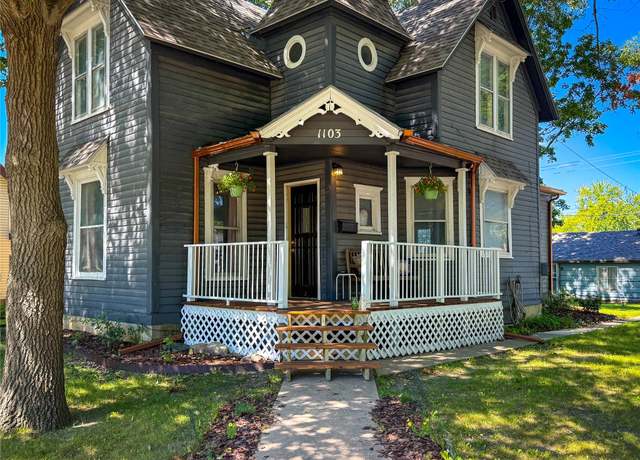 Property at 1103 1st St, Webster City, IA 50595, 4 beds, 2 baths